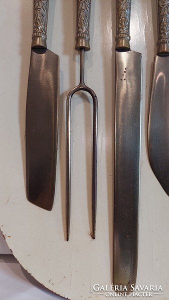 Older slicing, serving knife set and meat fork
