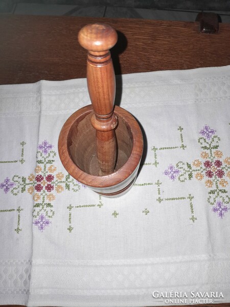 Mortar wood (ornamental, or. Usage::) objects 3.