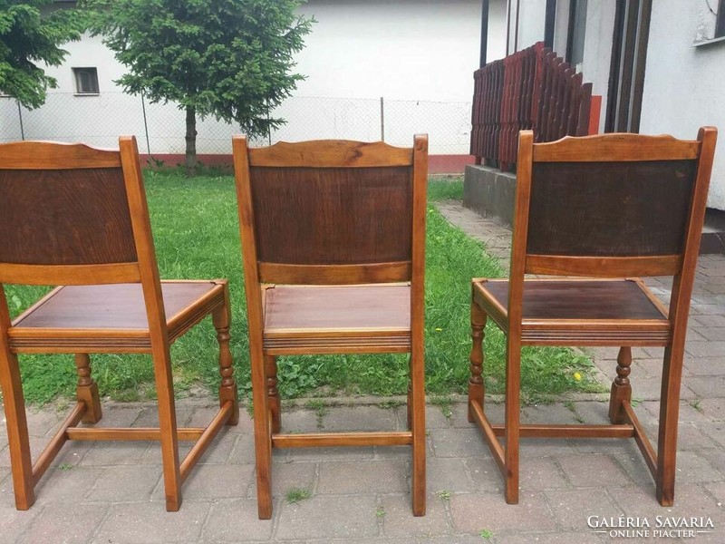 Carved chairs, 3 in one.