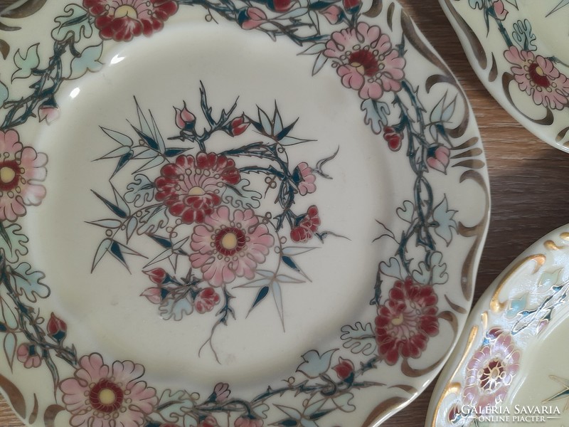 Zsolnay hand-painted cake plate
