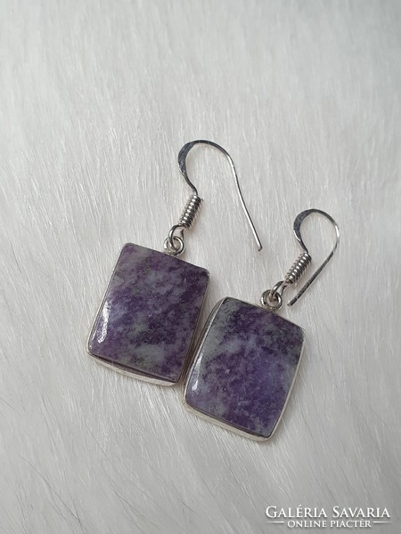 Rarity!!! Beautiful silver earrings with a polished sugilite stone from Africa