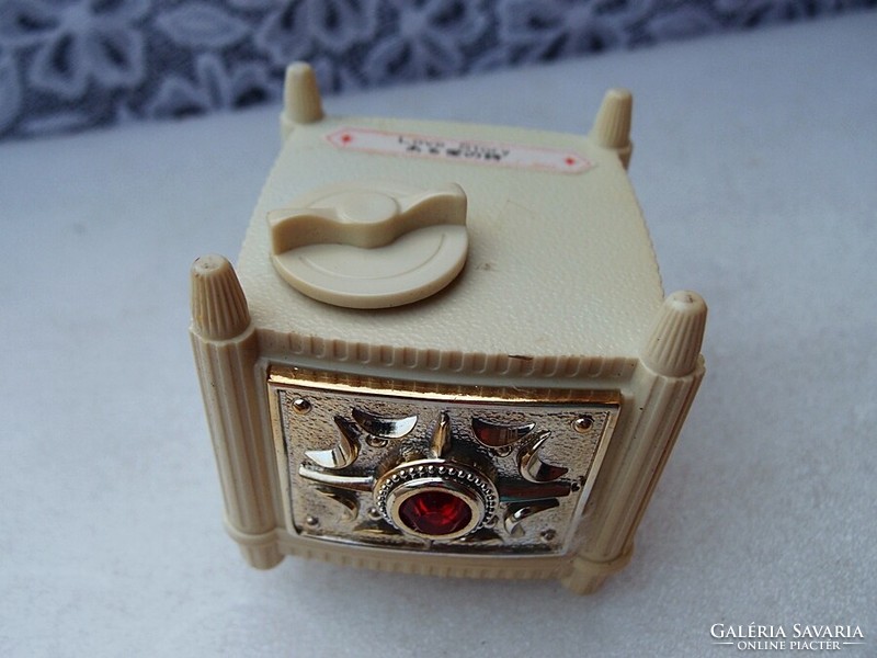 Vintage music box