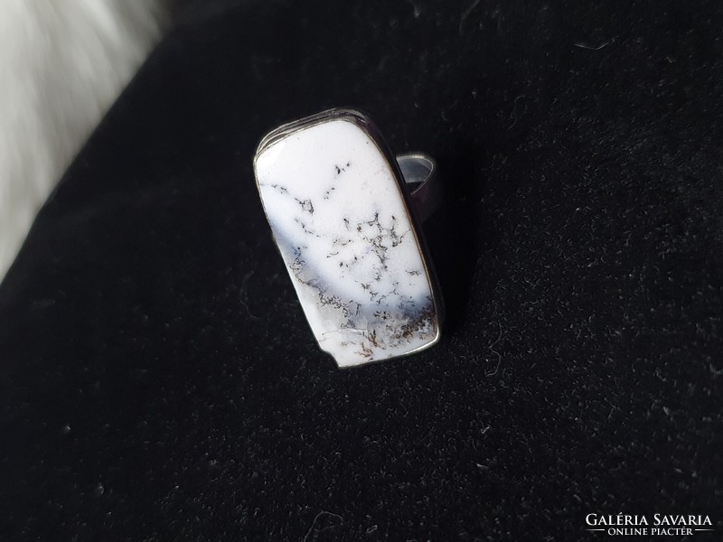 Ritkaság!!! CSODASZÉP  ezüst gyűrű  csiszolt merlinit kővel Törökországbólból