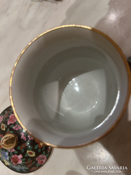 Kézi festésű , fedeles, aranyozott teás pohár