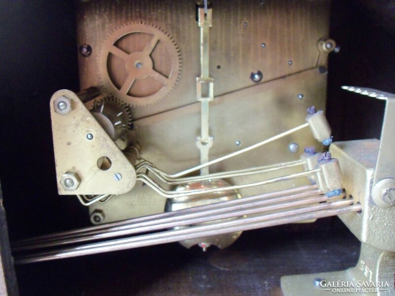 Antik Lauffer negyedütős kandalló óra kandallóóra