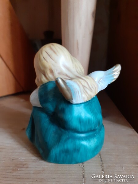 Hummel angel figure