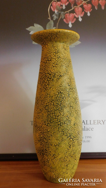 Mid century yellow vase with textured glaze, nj signature - 33.5 Cm