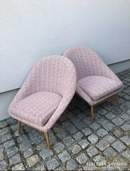 Pair of mid-century armchairs renovated!