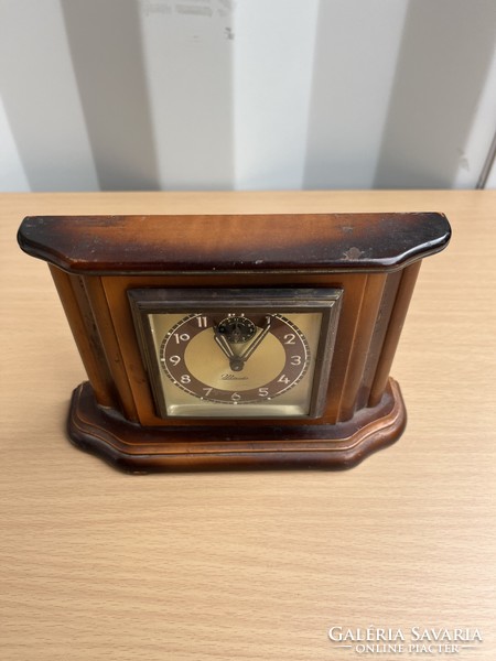 Mercedes brand German fireplace, table clock r0