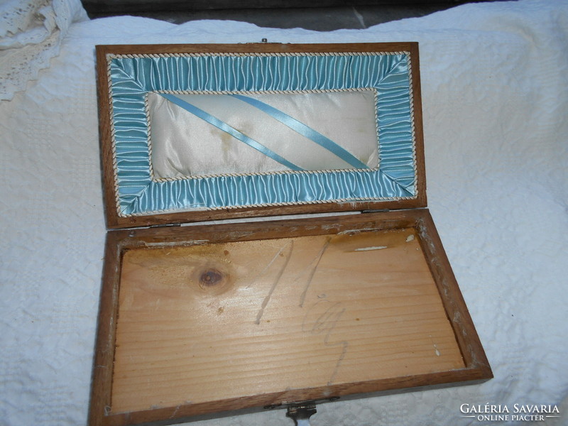 Antik  fa doboz - intarziás díszítéssel