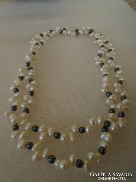 Beautiful real pearl hematite necklace 70 cm long, can be worn in two rows, unused