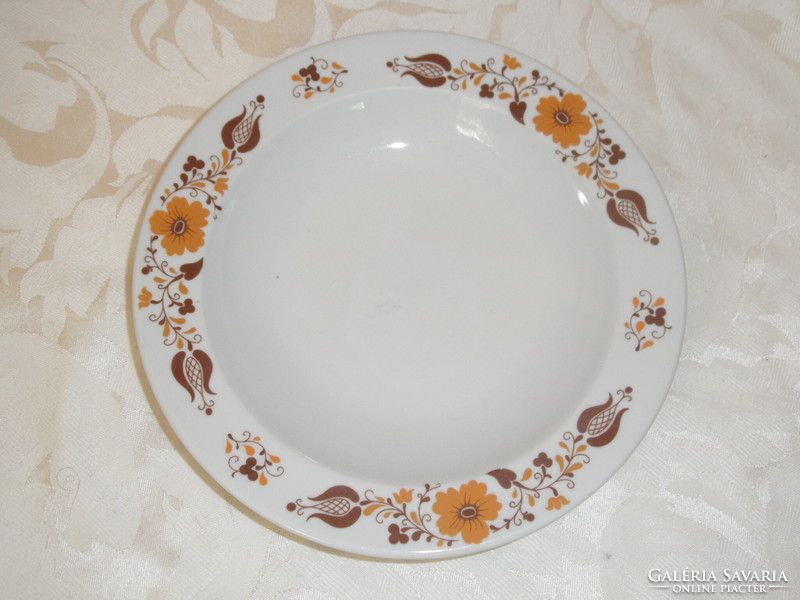Panni Lowland porcelain deep plate