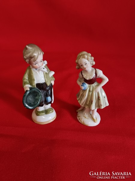 Pair of small porcelain figurines 1910!