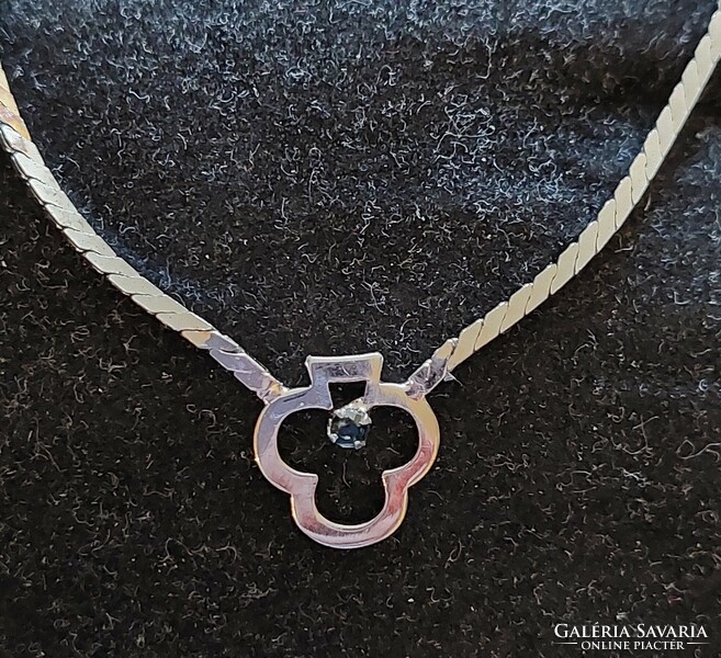 Rhodium-plated silver necklace, collier with sapphire stone