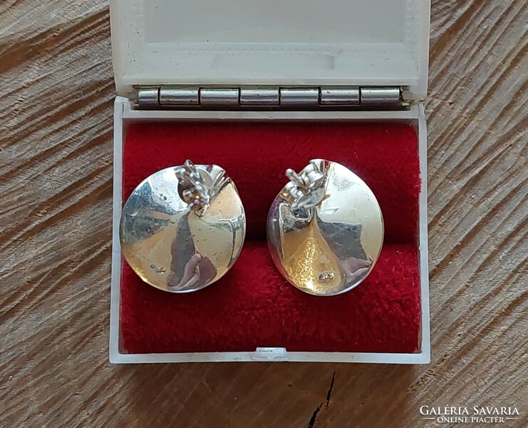 Csodás ezüst fülbevaló valódi tenyésztett gyönggyel