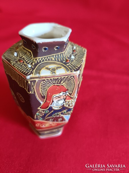 Oriental miniature samurai vase!