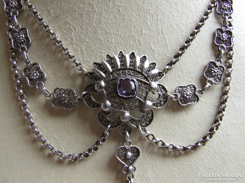 Antique silver necklaces (231022)