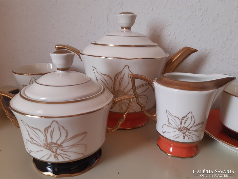 Zsolnay Gucci tea set