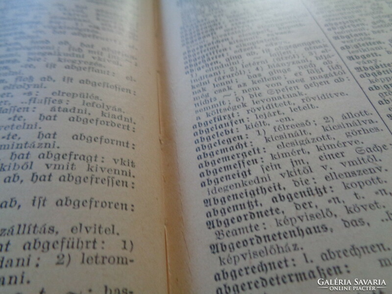 Béla Kelemen: German / Gothic / _ Hungarian, Hungarian-German dictionary, atheneum publishing house