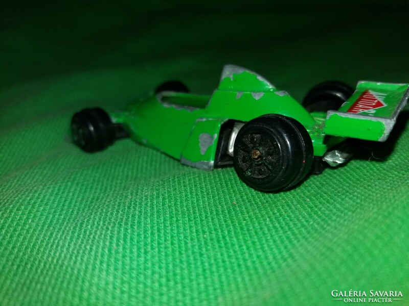 Retro metal yatming f 1 racing car metal toy small car condition according to the pictures