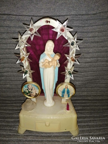 Old Italian plastic mini altar (a1)