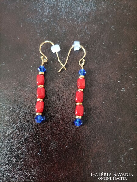 Earrings with real coral