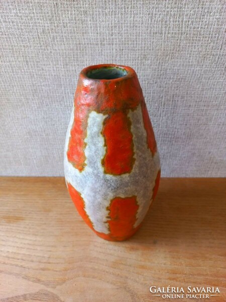 Retro Hungarian applied art ceramics.
