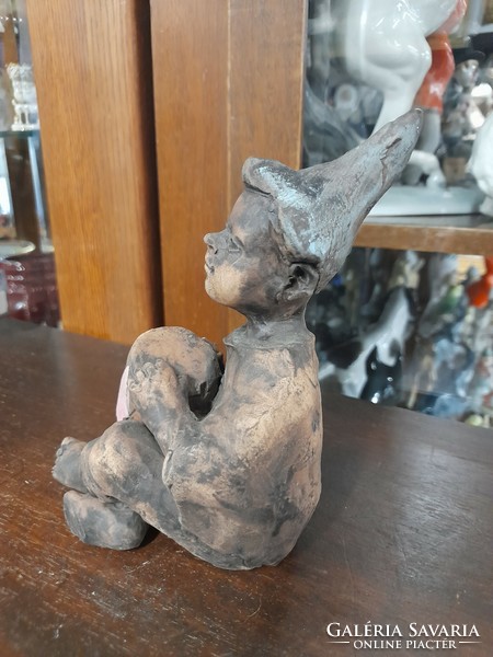 Bálint Zsombor 1956-2018 Dobos Kisfiú Tömör Kerámia figura,Szobor.14.5 cm.