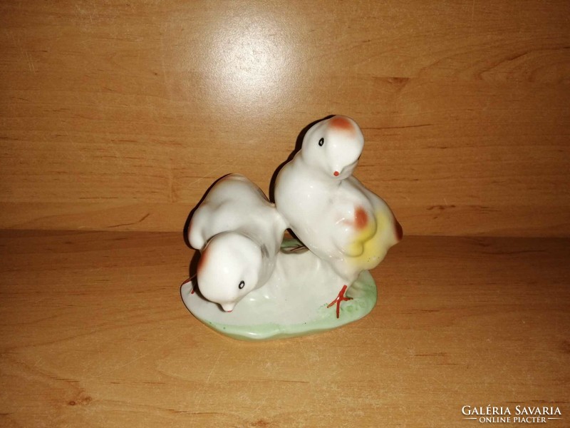 Porcelain chicks. Chick couple figures - 11 cm high (po-2)