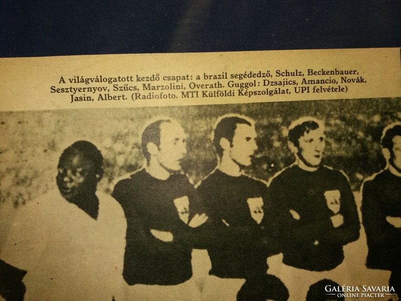 1968. december LABDARÚGÁS magyar labdarúgó újság magazin a képek szerint