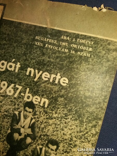 1967.október LABDARÚGÁS magyar labdarúgó újság magazin a képek szerint