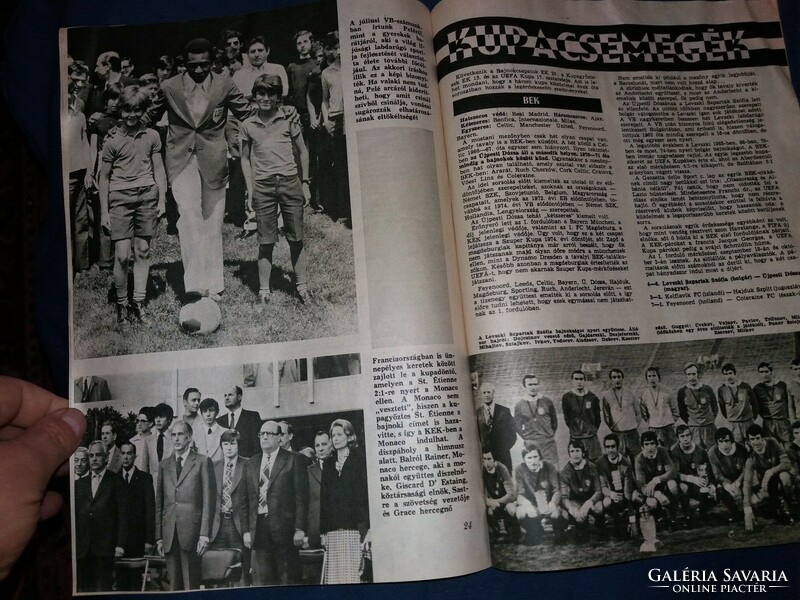 1974.augusztus LABDARÚGÁS magyar labdarúgó újság magazin a képek szerint
