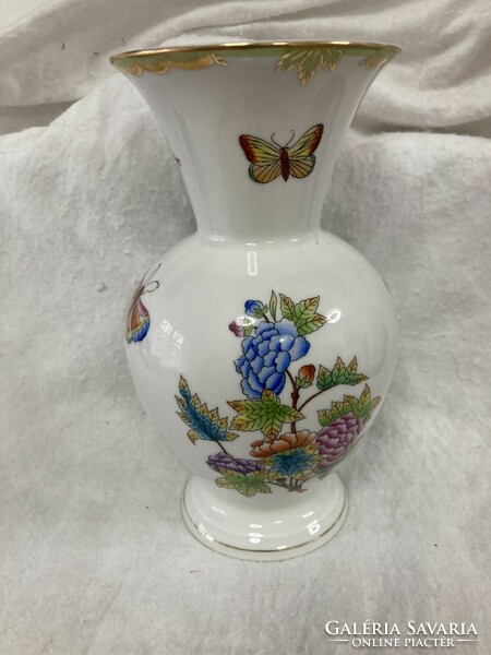 Herend porcelain vase / with Victoria pattern decor