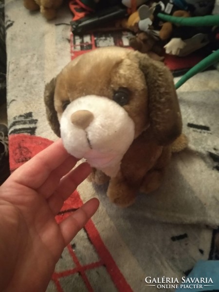 Dog, barking, with dead battery, plush toy, negotiable
