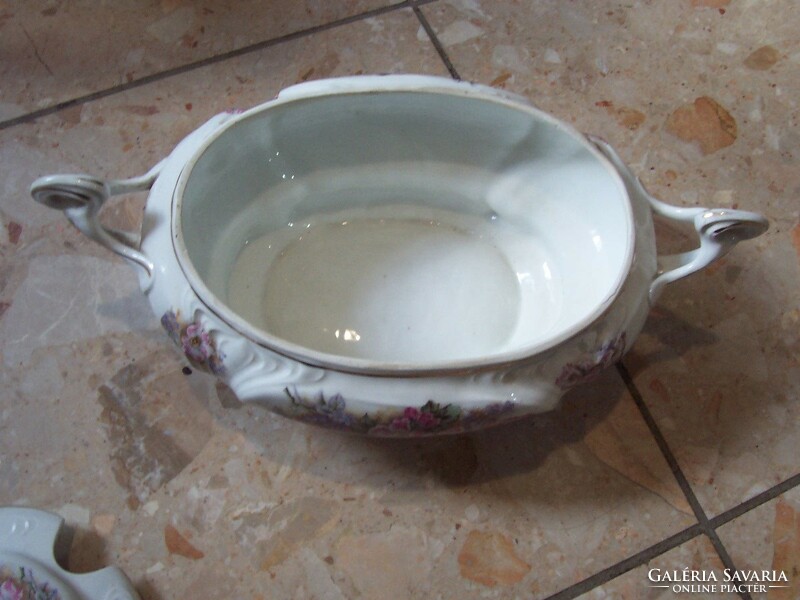 Art Nouveau soup bowl with 2 human (shape) ears, a rarity