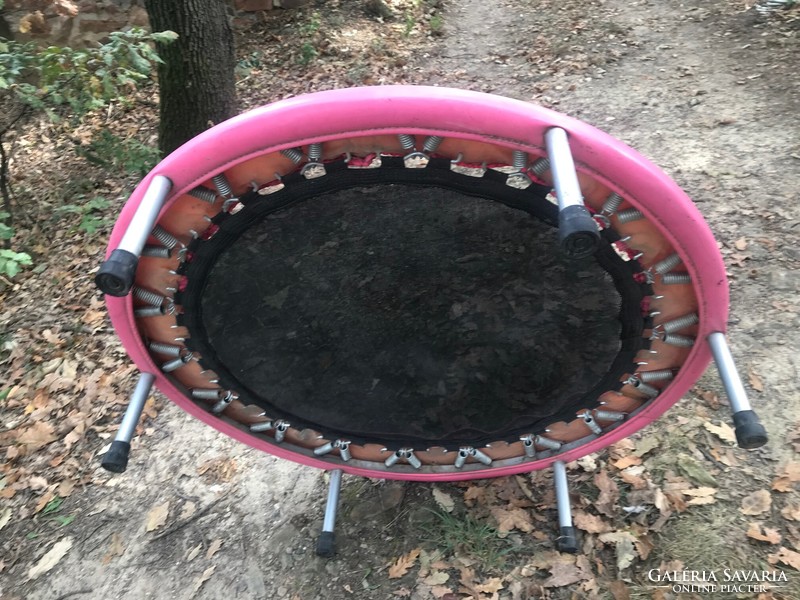 Jumping table, trampoline. Used but in good condition. We got it from Austria.