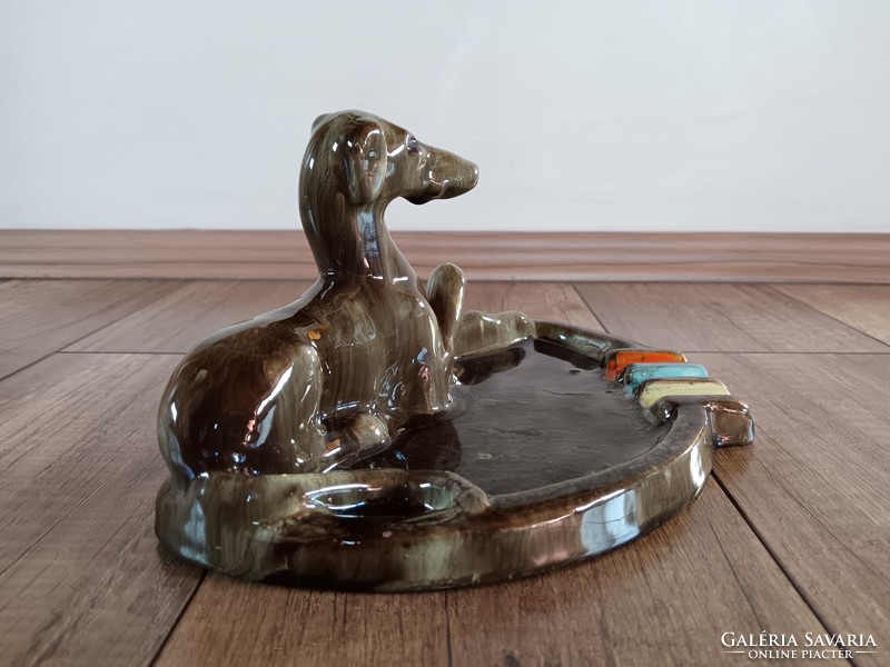 Komlós Art Deco kerámia asztaldísz kutyával