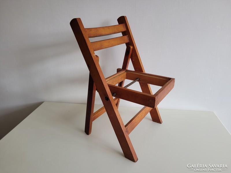 Régi retro összecsukható kemping fa kis szék gyerekszék
