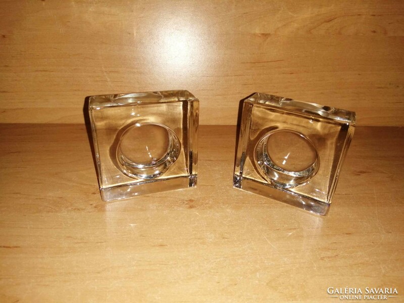Glass paperweight in pair 8*8*3 cm (b)
