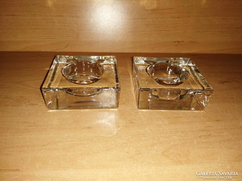 Glass paperweight in pair 8*8*3 cm (b)