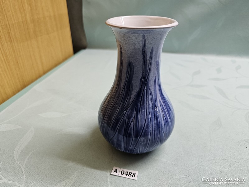 A0488 ceramic vase 17 cm
