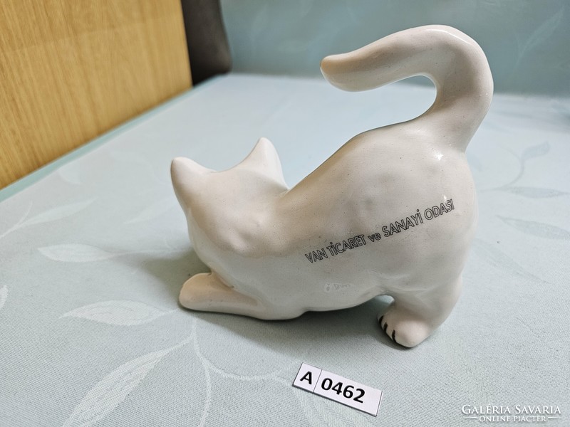 A0462 Turkish porcelain cat 14x14 cm