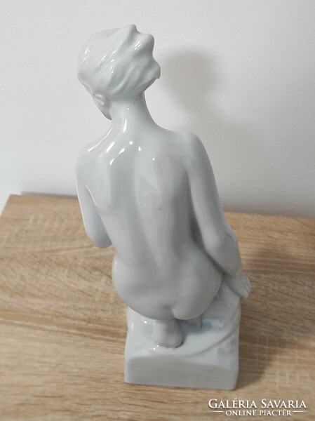 Nude female statue - sculptor Sándor Oláh - majolica faience