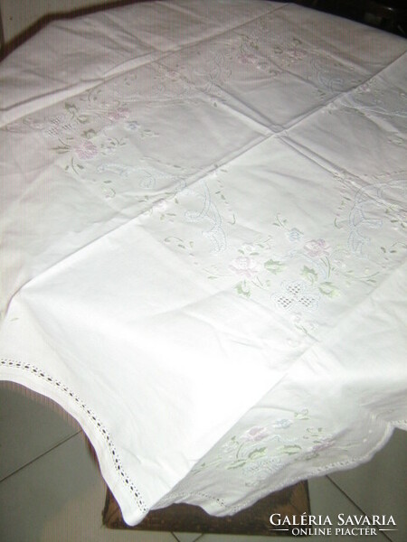 Toledo azure tablecloth embroidered in beautiful pastel colors