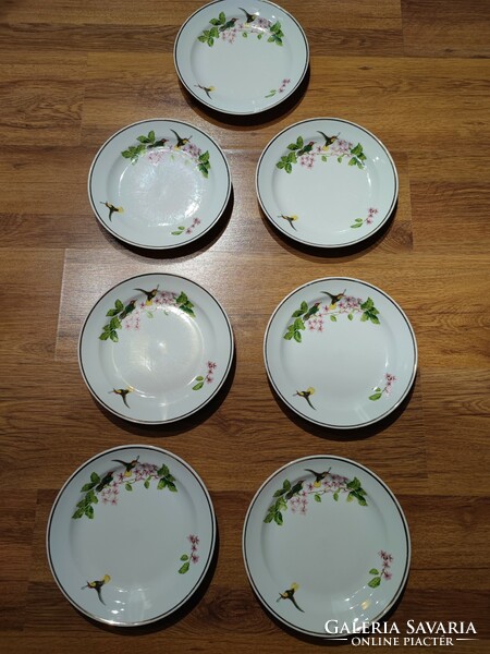 Zsolnay hummingbird bird plates