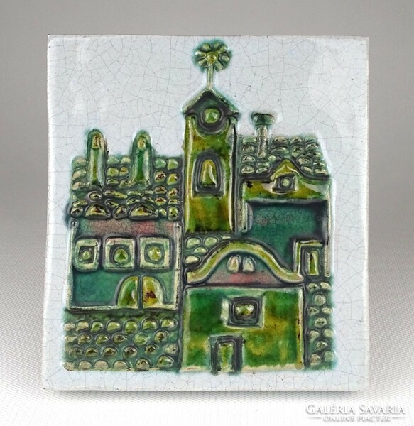 1O855 b. Urbán téréz: green glazed wall ceramic 14 x 13 cm