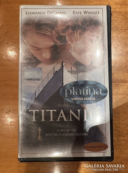 Titanic bontatlan vhs kazetta
