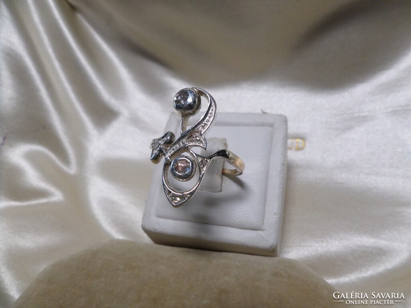 Art Nouveau antique gold ring with diamonds / size 60