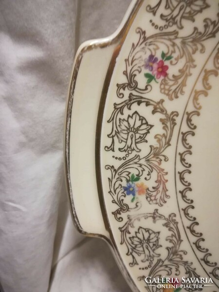 Thomas ivory bavaria thick porcelain cake plate, offering