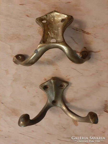 Two-pronged copper hangers, hangers in pairs